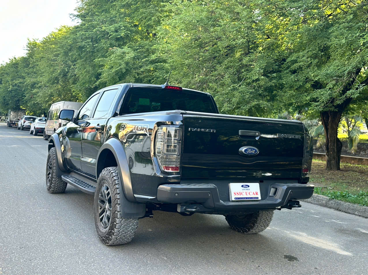 Ford Raptor - ảnh 10