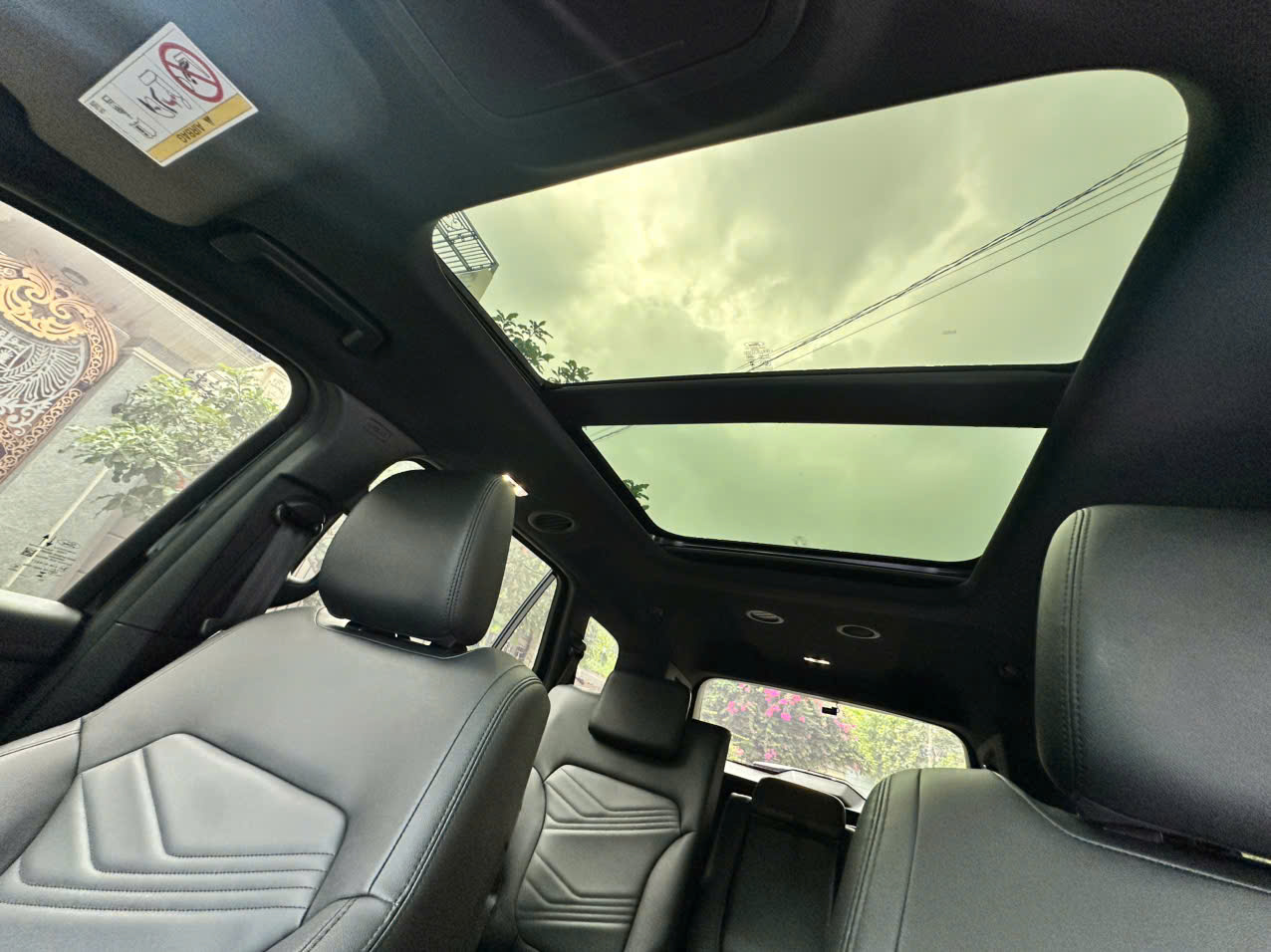 Ford Everest Titanium 4x2 - ảnh 13