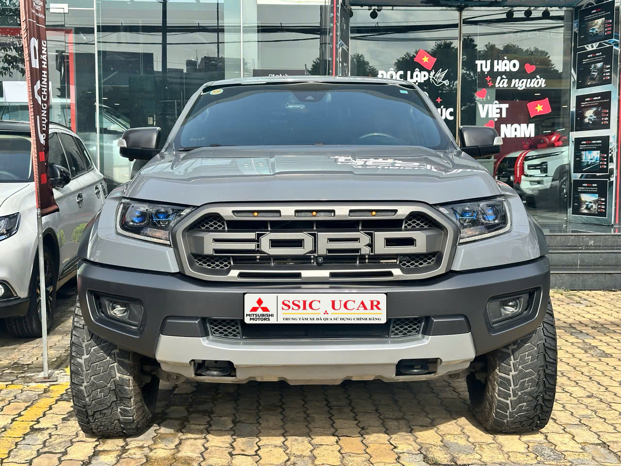 Ford Raptor - ảnh 7