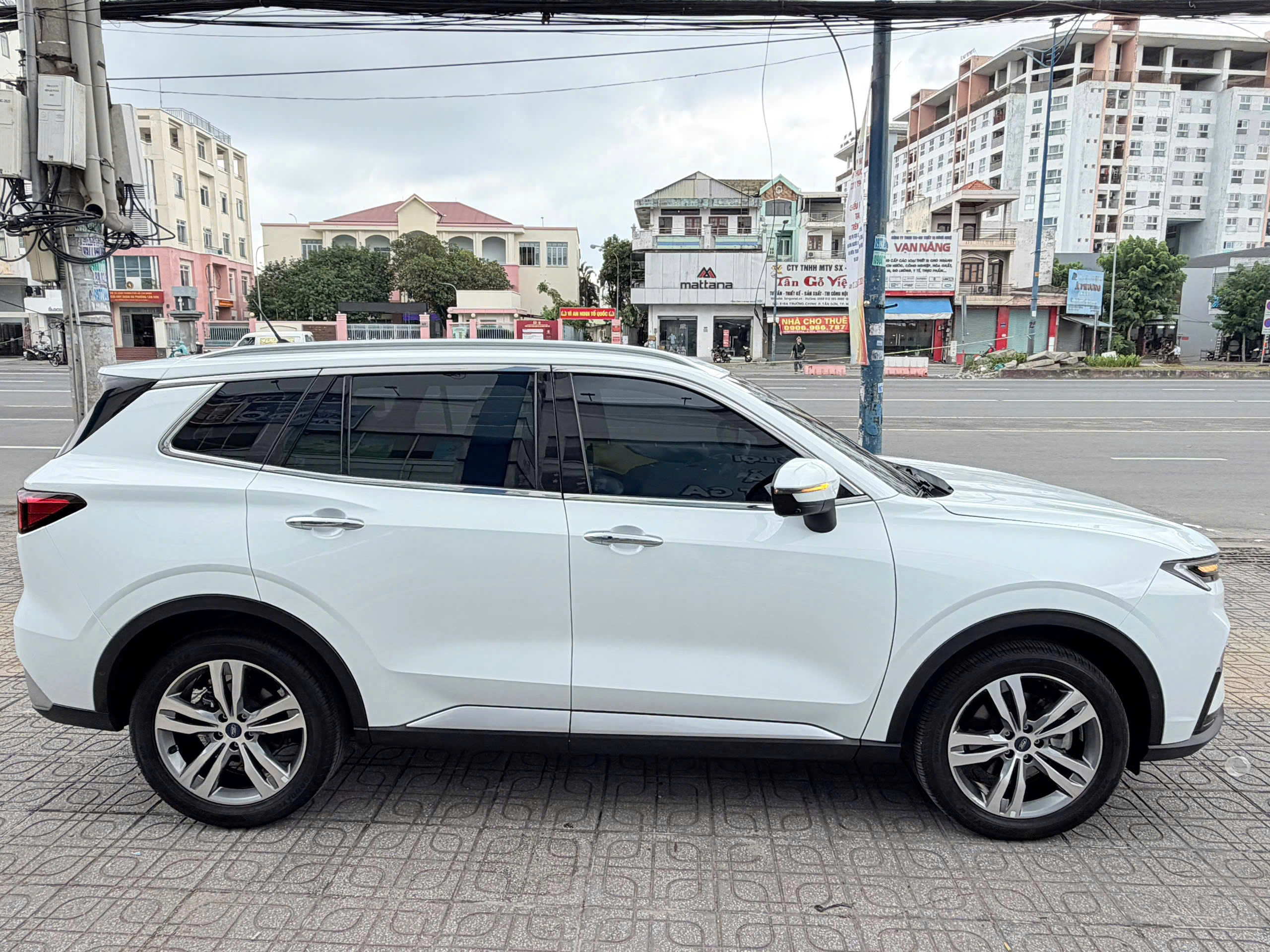 Ford Territory Titan X - ảnh 16