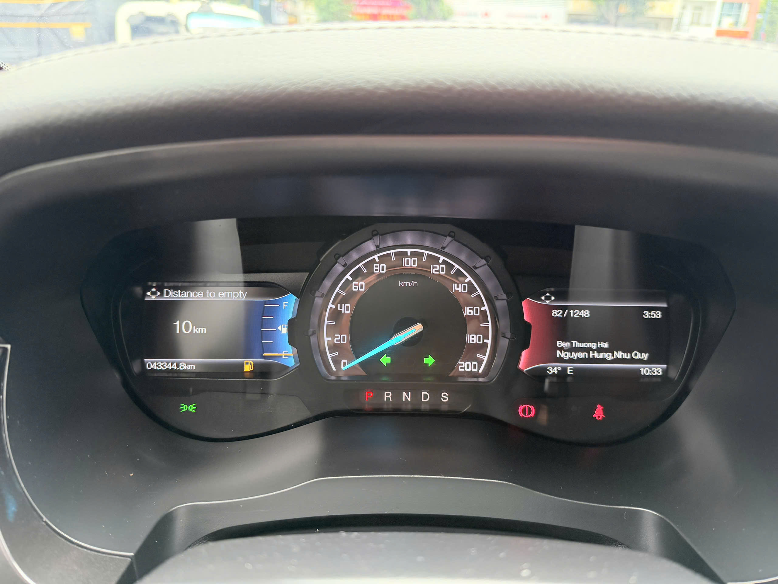 Ford Everest Titanium 4x2 - ảnh 16
