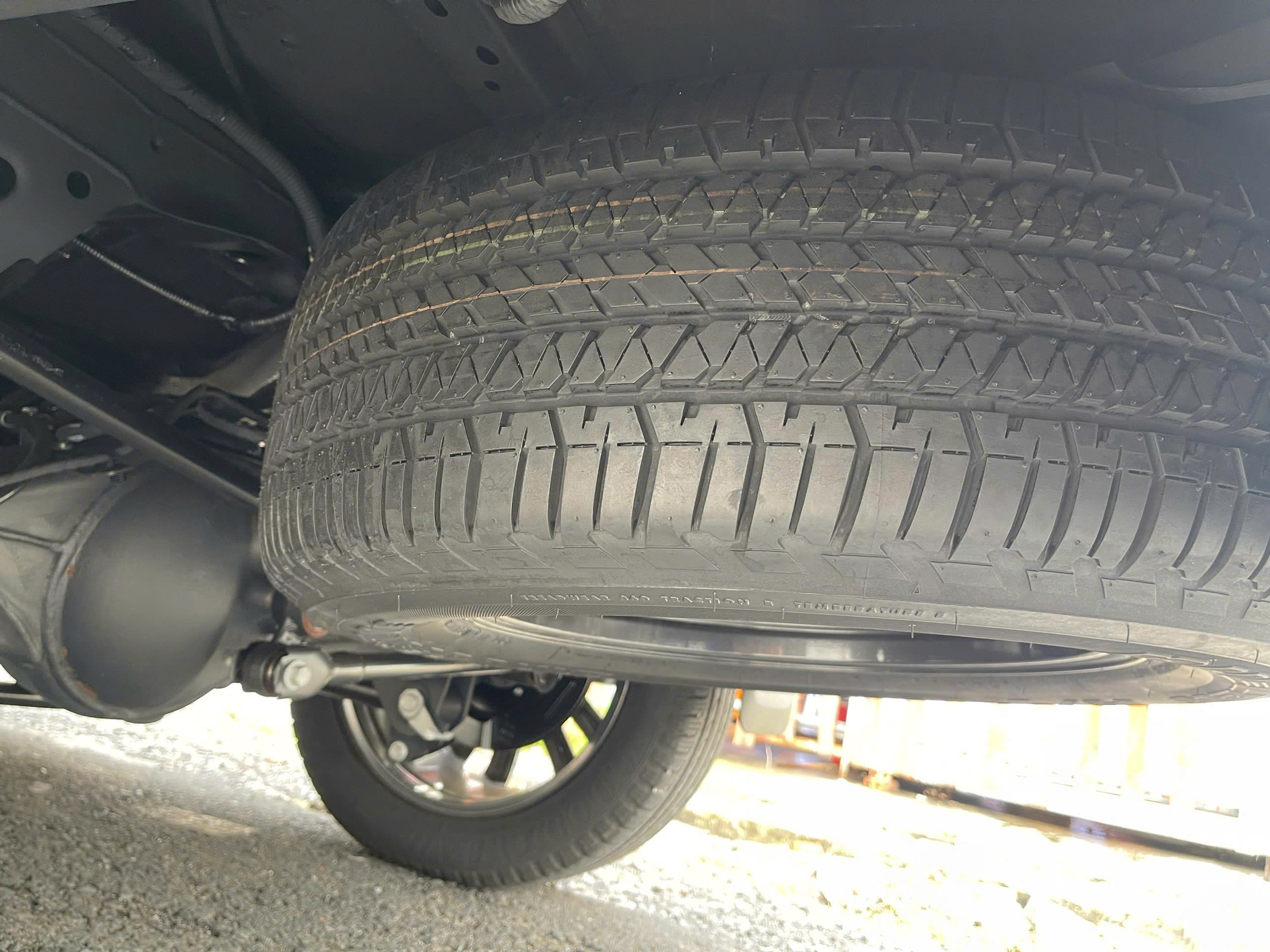 Ford Everest - ảnh 8