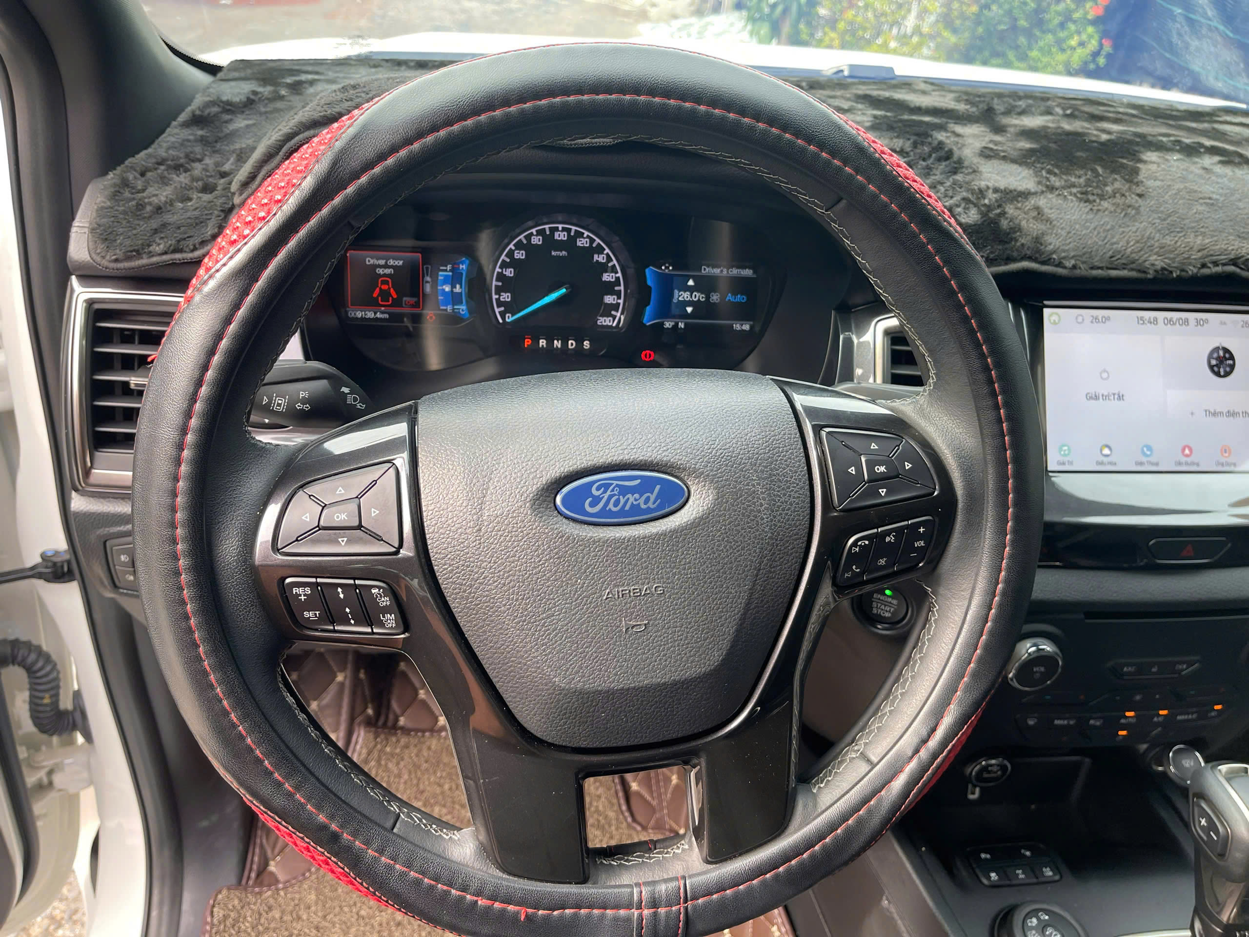 Ford Everest - ảnh 3