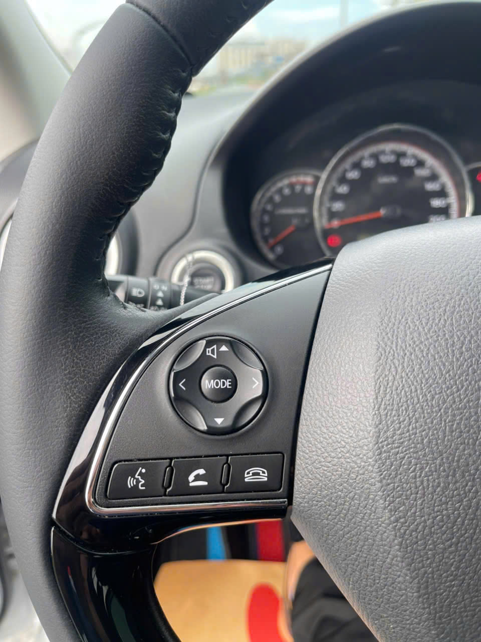 Attrage 1.2 L CVT - ảnh 11